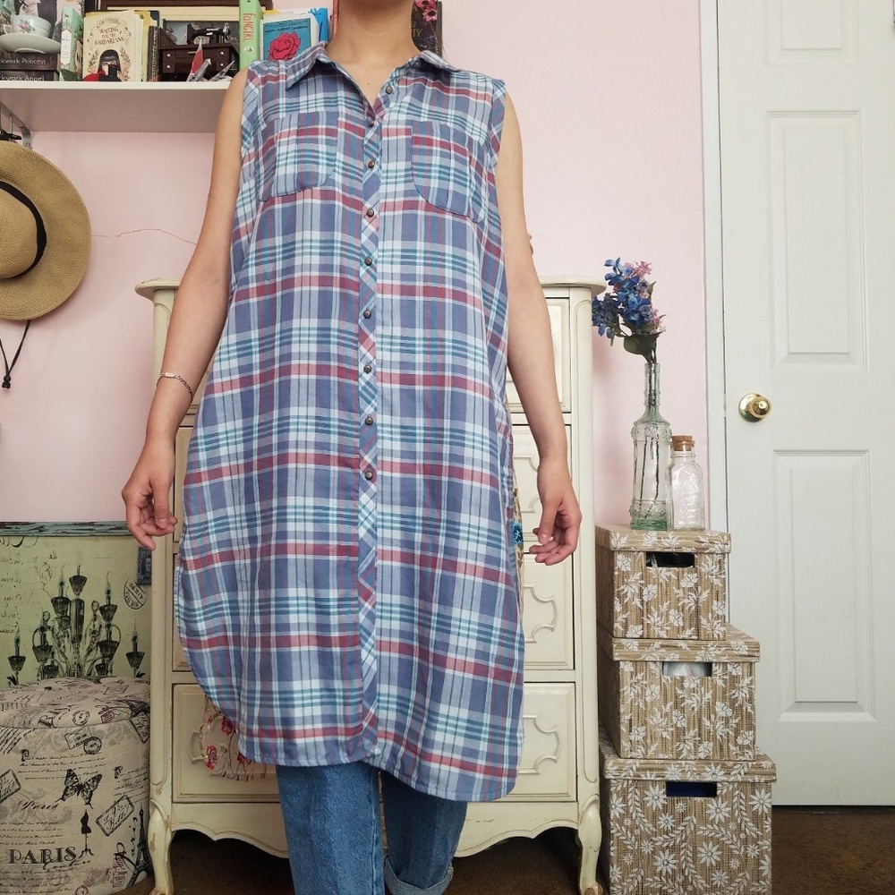 Arrata Silent Journey Plaid & Embroidery Tunic
